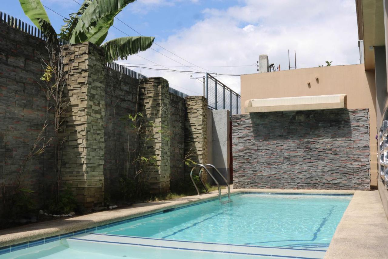 Reddoorz At Grand Apartelle Hernan Cortes Cebu Екстериор снимка