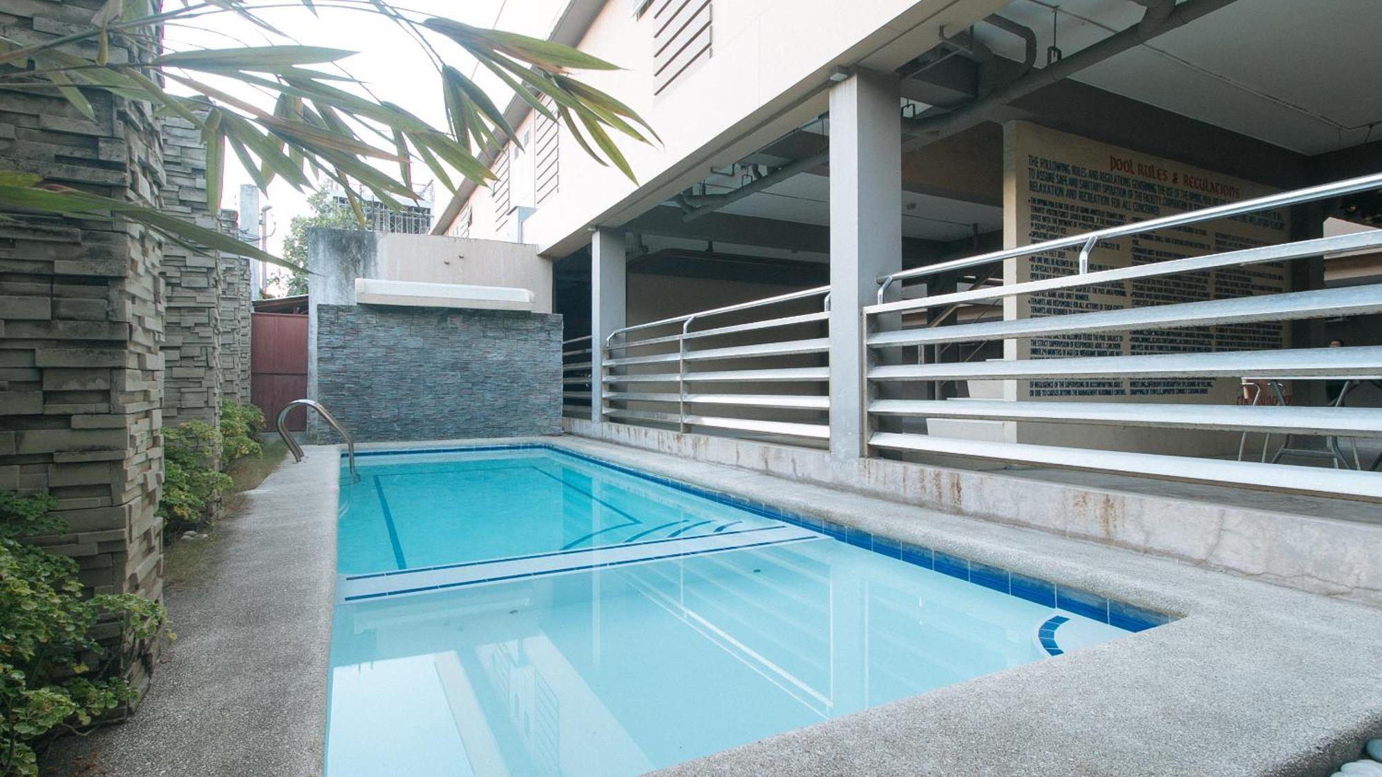 Reddoorz At Grand Apartelle Hernan Cortes Cebu Екстериор снимка
