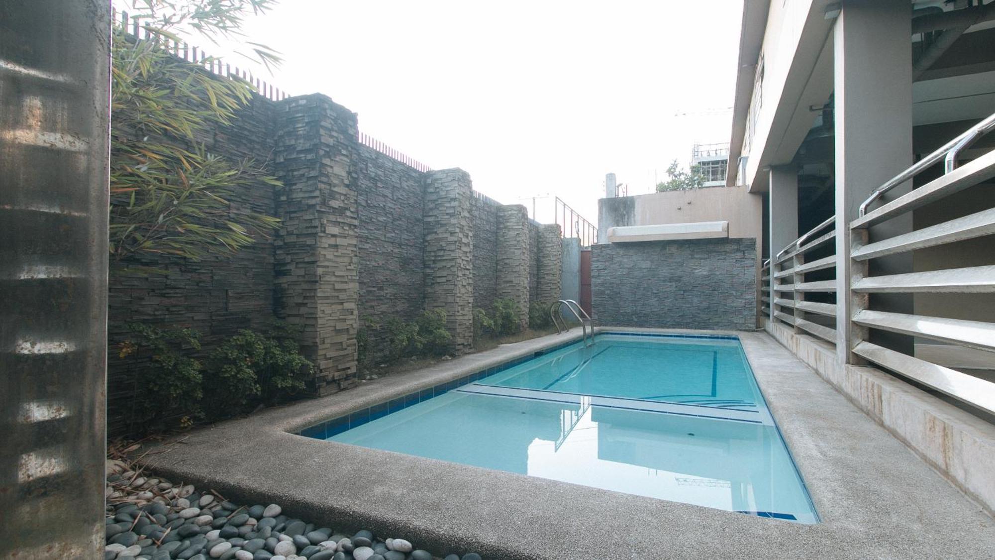 Reddoorz At Grand Apartelle Hernan Cortes Cebu Екстериор снимка