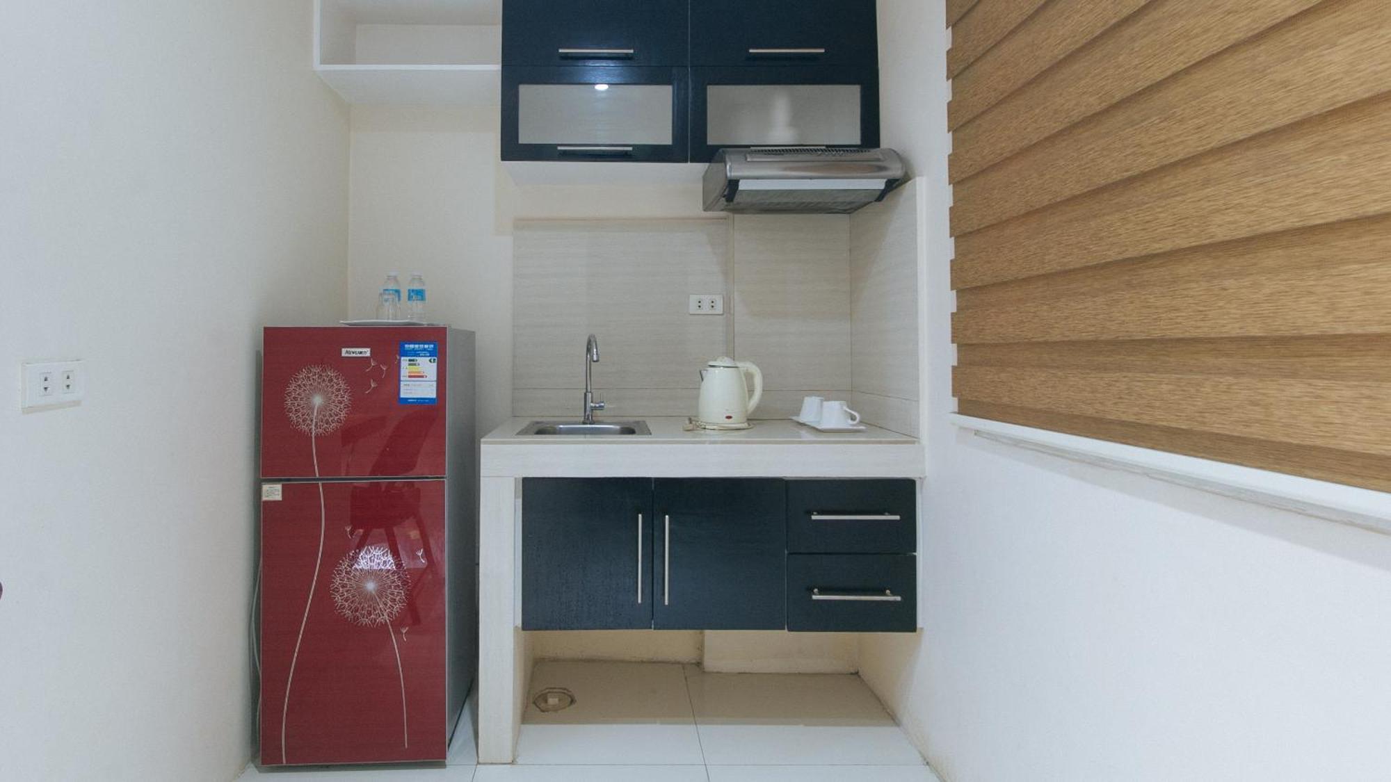 Reddoorz At Grand Apartelle Hernan Cortes Cebu Екстериор снимка