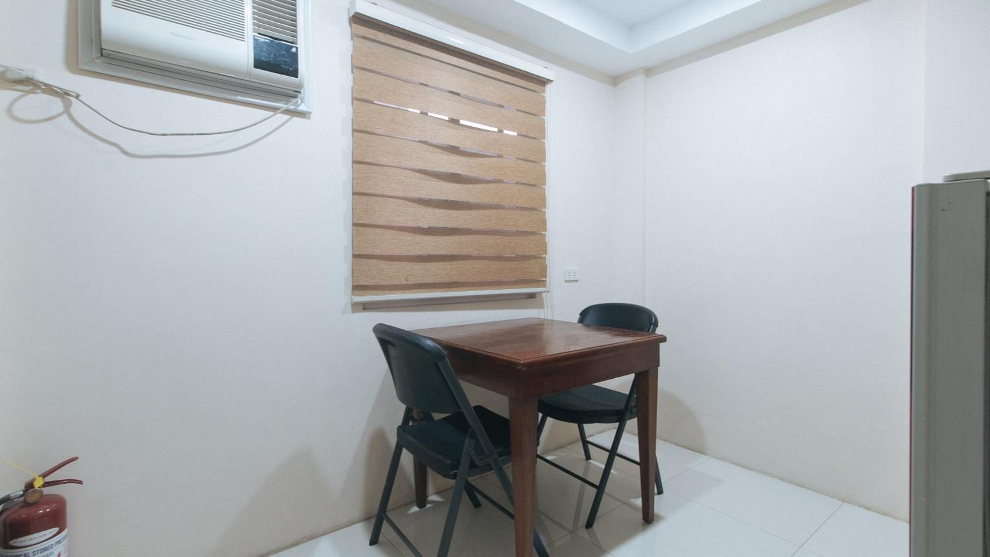 Reddoorz At Grand Apartelle Hernan Cortes Cebu Екстериор снимка